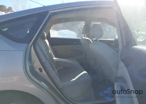 2006 Toyota Prius z USA, uszkodzony, nr VIN JTDKB20UX63174666